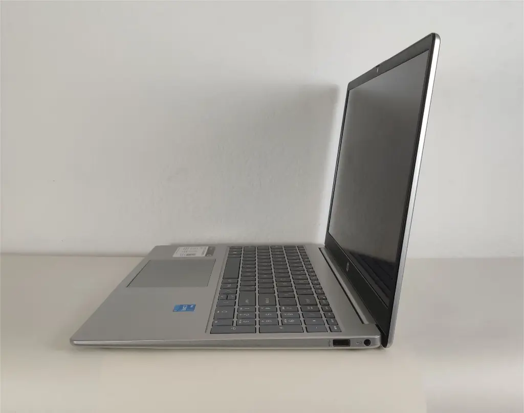 HP 15-fd0023dx - R.webp