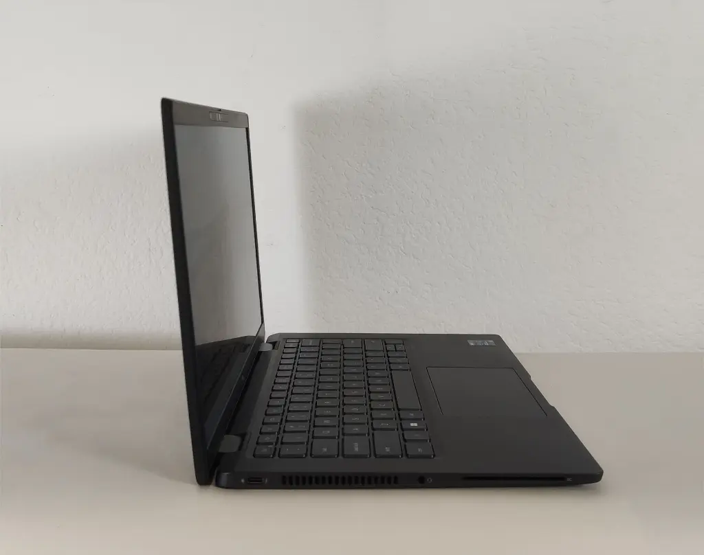 Dell Latitude 7420 Laptop - L.webp