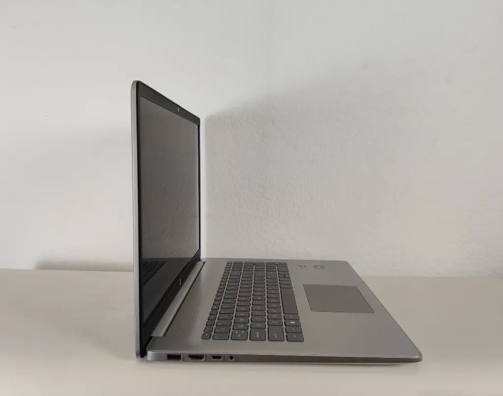 HP Laptop 17-cp3035cl - L.webp